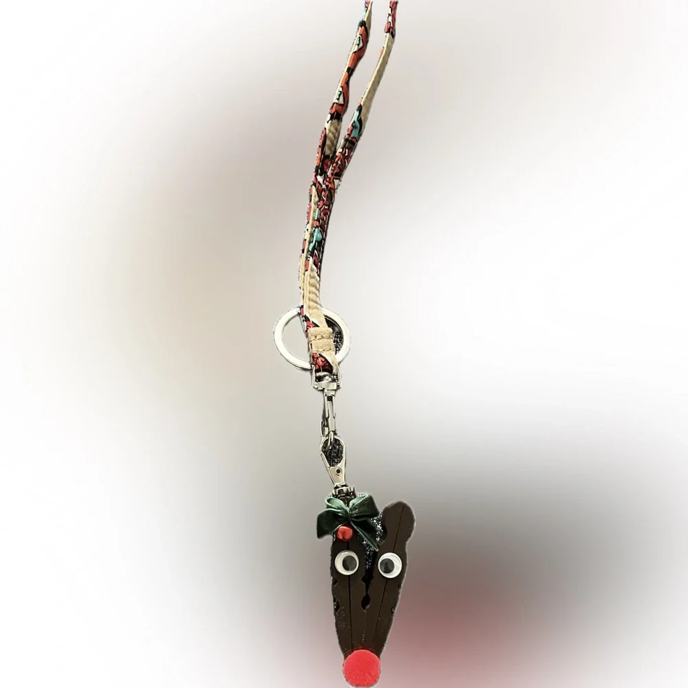 New 10 PC Set Christmas Holiday Winter Reindeer Pin Clasp Bookbag Keychain Charm